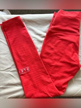 Fleo Red El Toro (orange-ish)